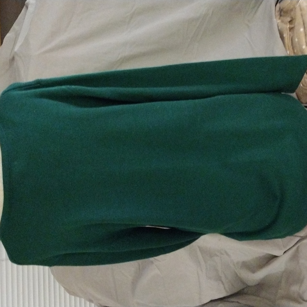 Sweater - Picture 2 of 3